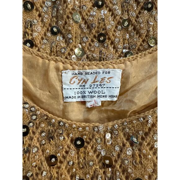 Vintage 1960s gold sequin top 100% wool 
Ptp: 17 - Picture 3 of 3